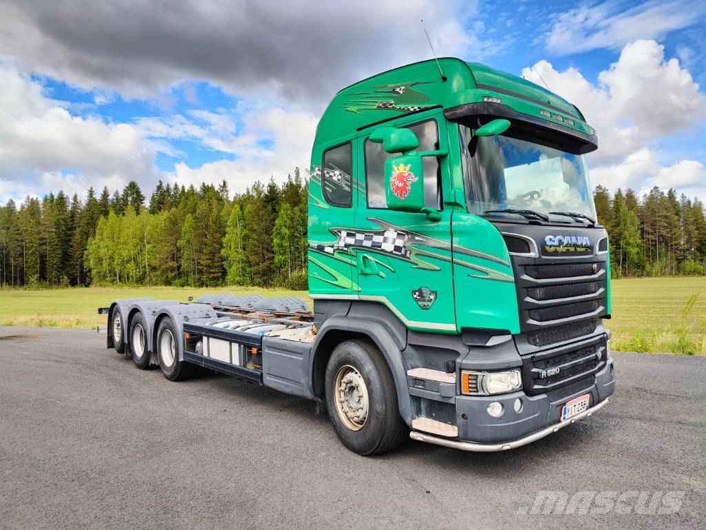 Scania R 520 Camiones con chasís y cabina