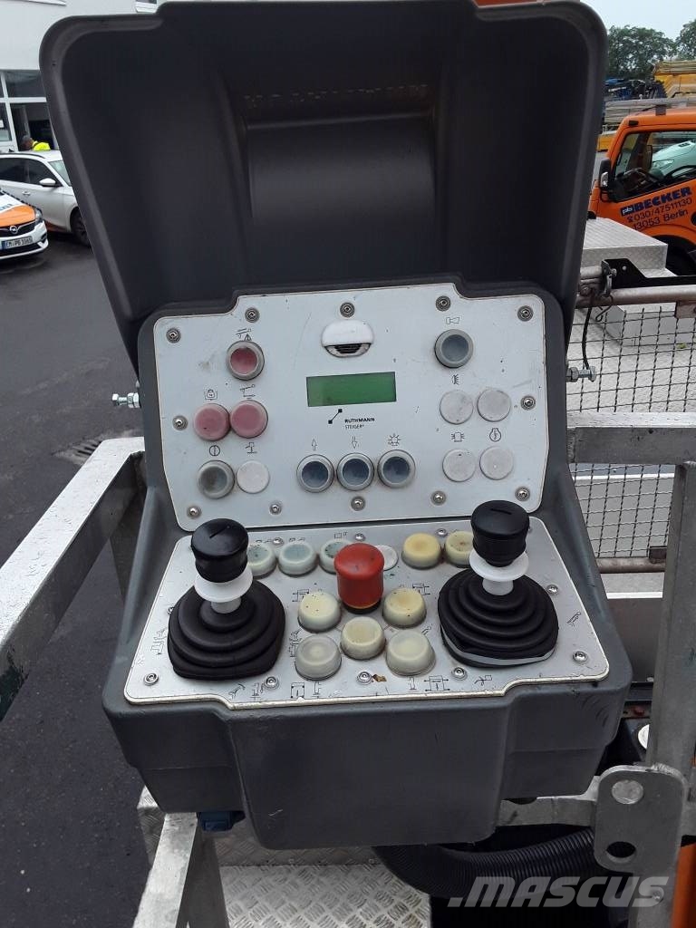 Ruthmann T 330 (01008) المنصات الهوائية المثبتة على شاحنة