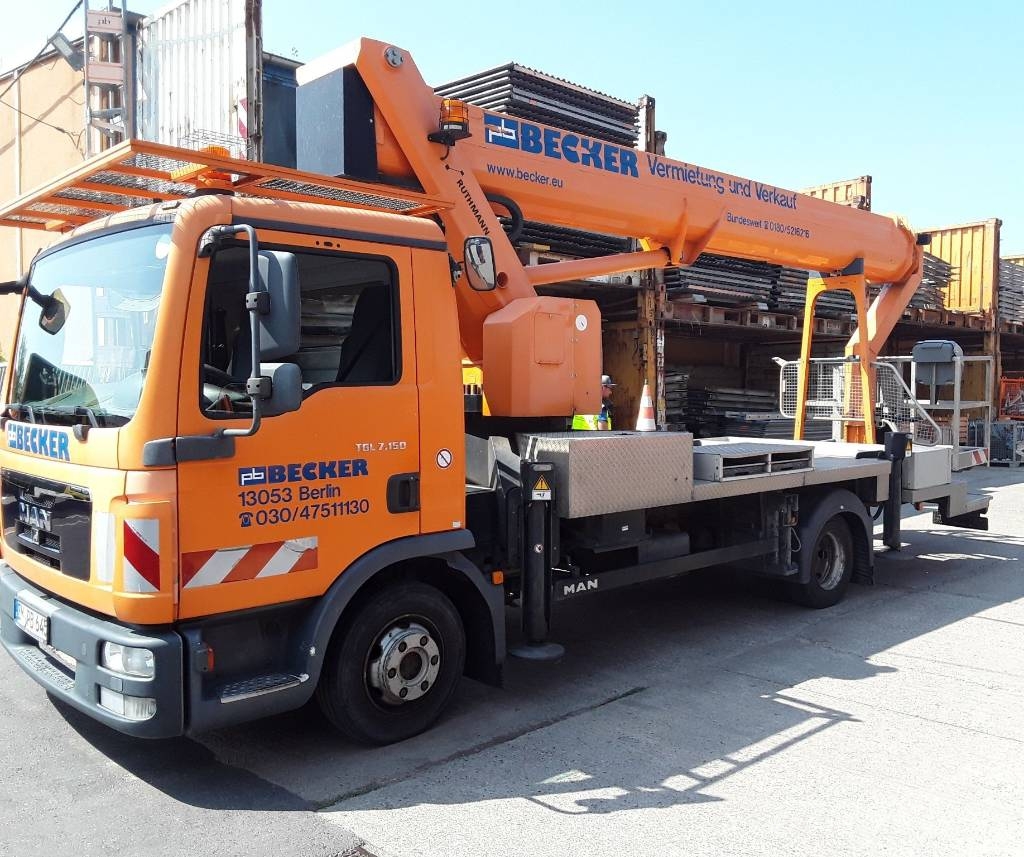 Ruthmann T 330 (01008) المنصات الهوائية المثبتة على شاحنة