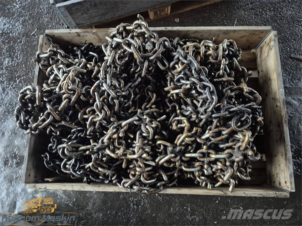  XL-Chains Xl chains pro 700-710x26,5 Used/Beg Lánctalpak, láncok és futóművek