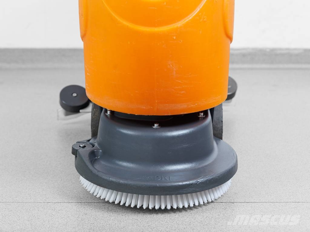 Taski Swingo 755 B - NEW BATTERIES Strojevi za čiščenje i ribanje podova
