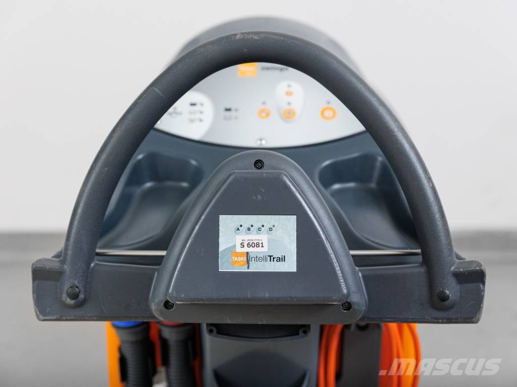Taski Swingo 755 B - NEW BATTERIES Strojevi za čiščenje i ribanje podova