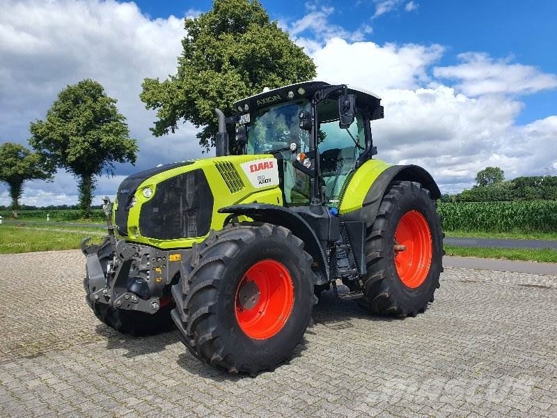 CLAAS Axion 810 Cmatic 트랙터