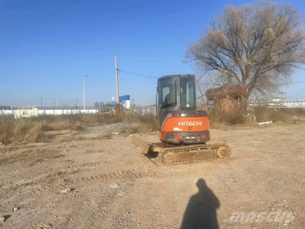 Hitachi ZX 35 U mini digger, 2021 - używane minikoparki do 7