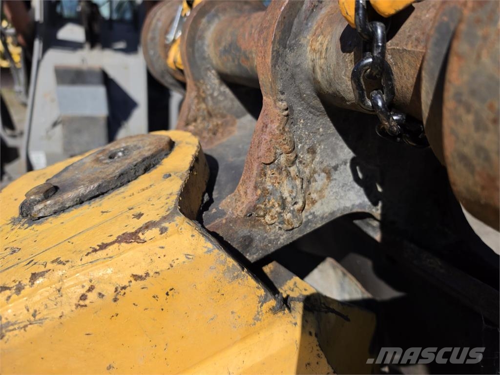 Engcon NTP-10 Volteadoras