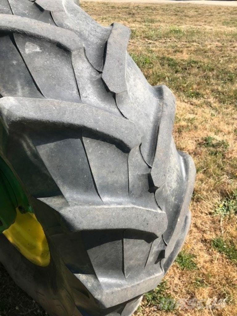 John Deere 6110 M COMMANDQUAD トラクター