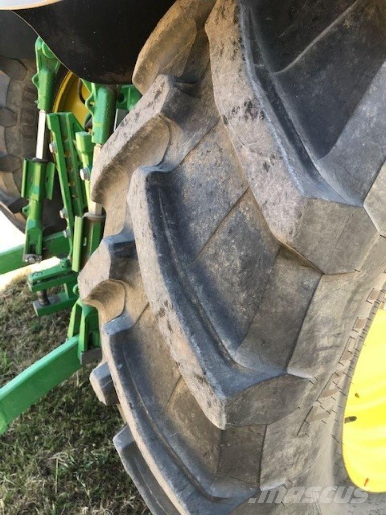 John Deere 6110 M COMMANDQUAD トラクター