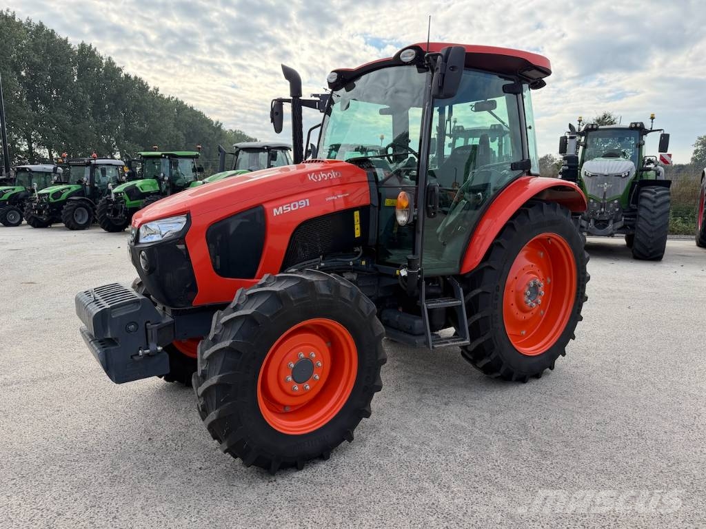Kubota M 5-091 Utility Narrow / Smalspoor Tractors