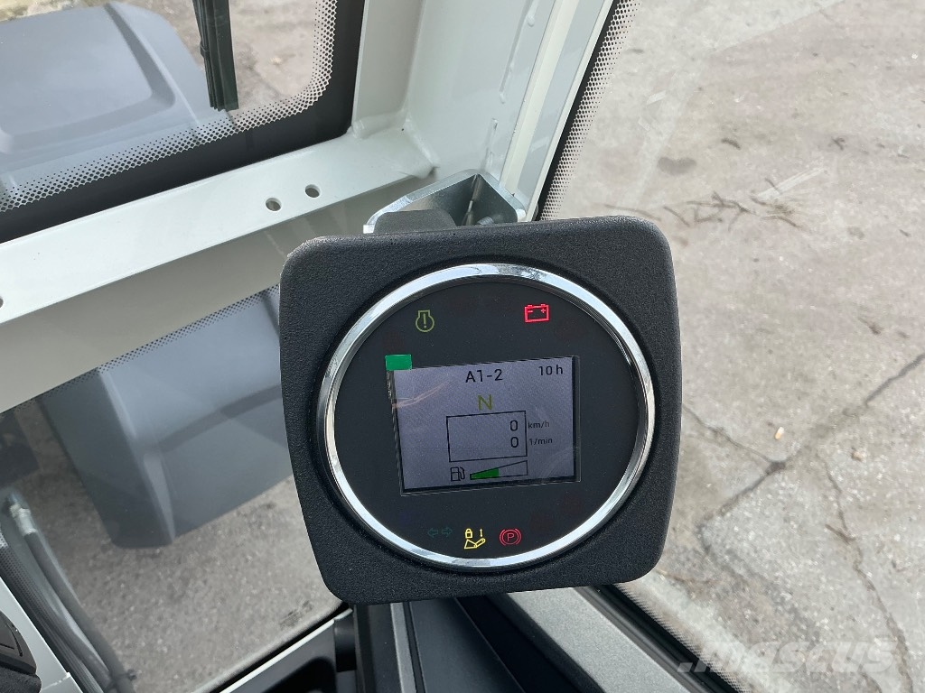 CLAAS Torion 535 農業用伸縮臂裝載機
