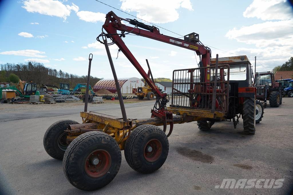 Nokka 10T MED KRAN SKOGSVAGN Metsäperävaunut