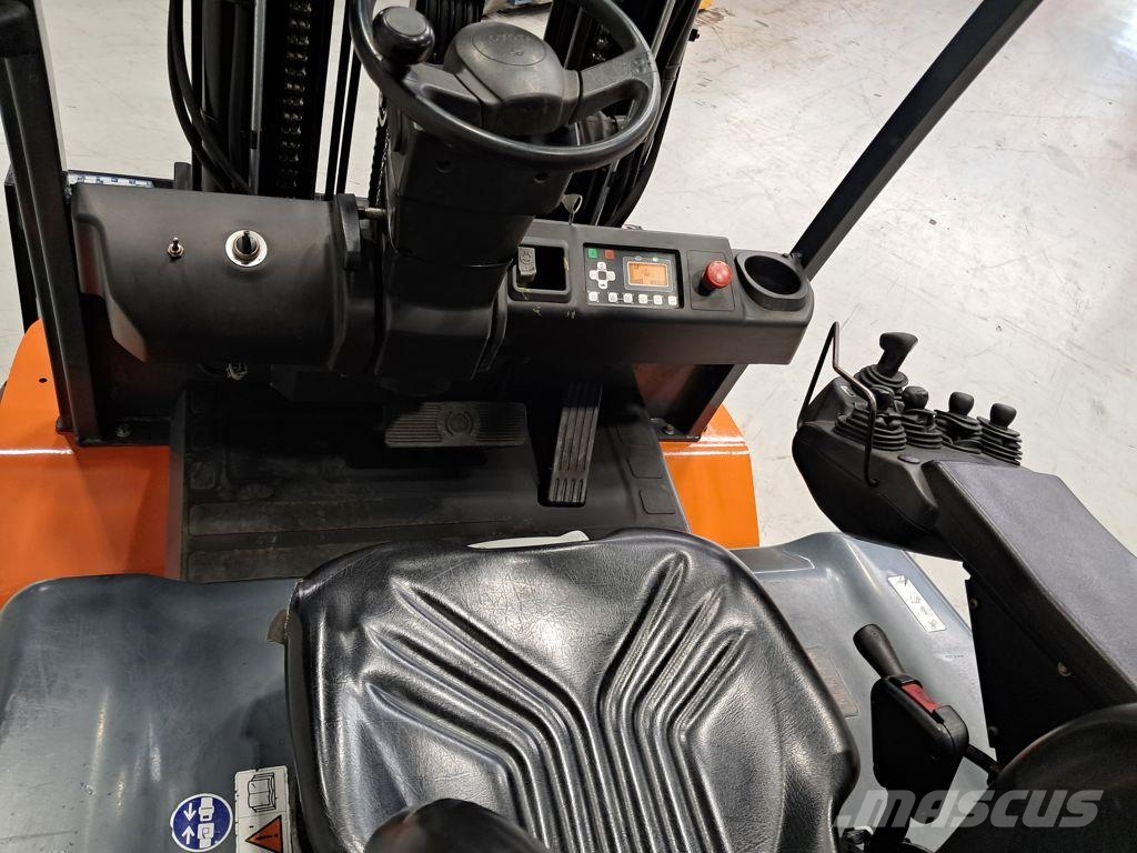 Toyota 8FBMT45 Električni viličarji