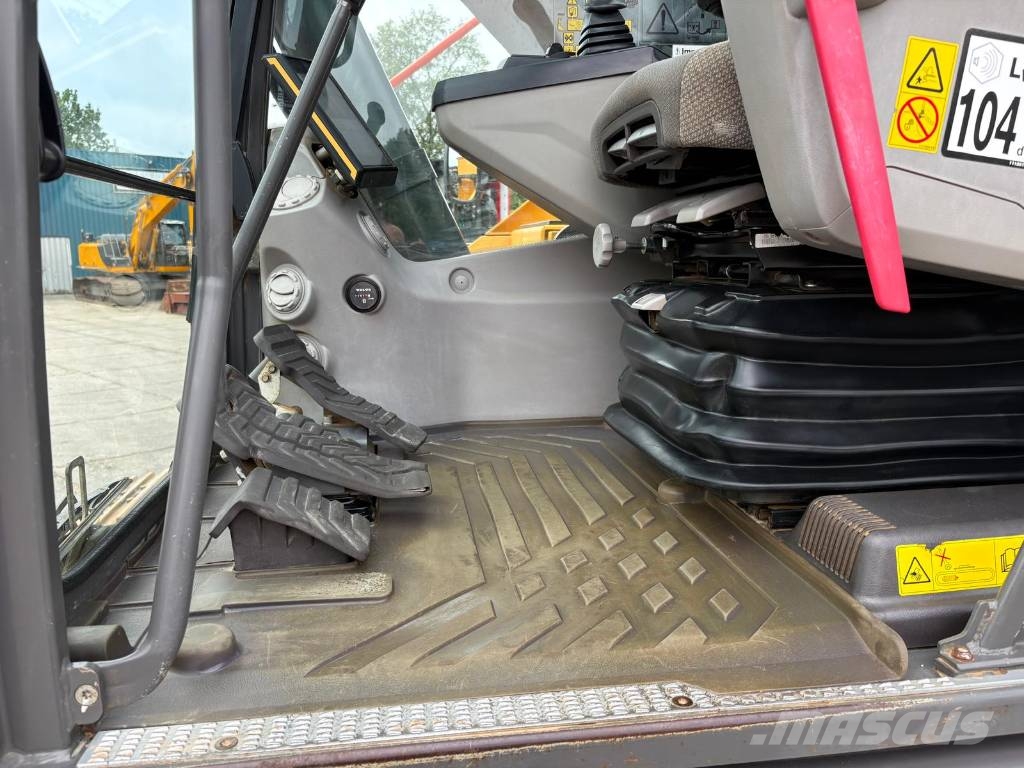 Volvo EC 300 EL (500 hours service done) Excavadoras de cadenas