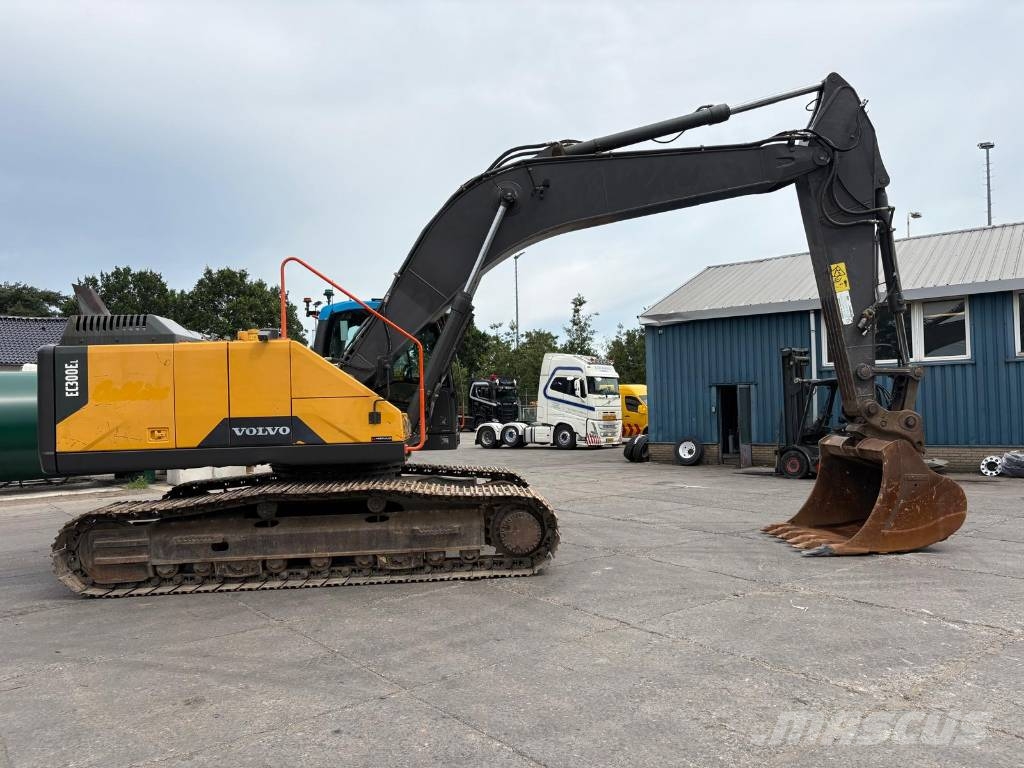 Volvo EC 300 EL (500 hours service done) Excavadoras de cadenas