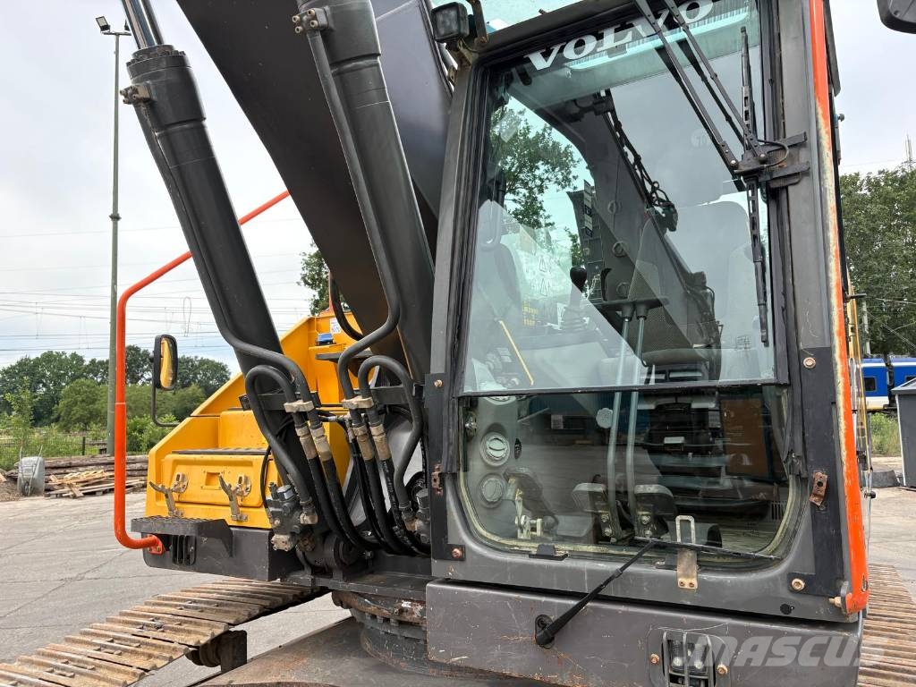 Volvo EC 300 EL (500 hours service done) Excavadoras de cadenas