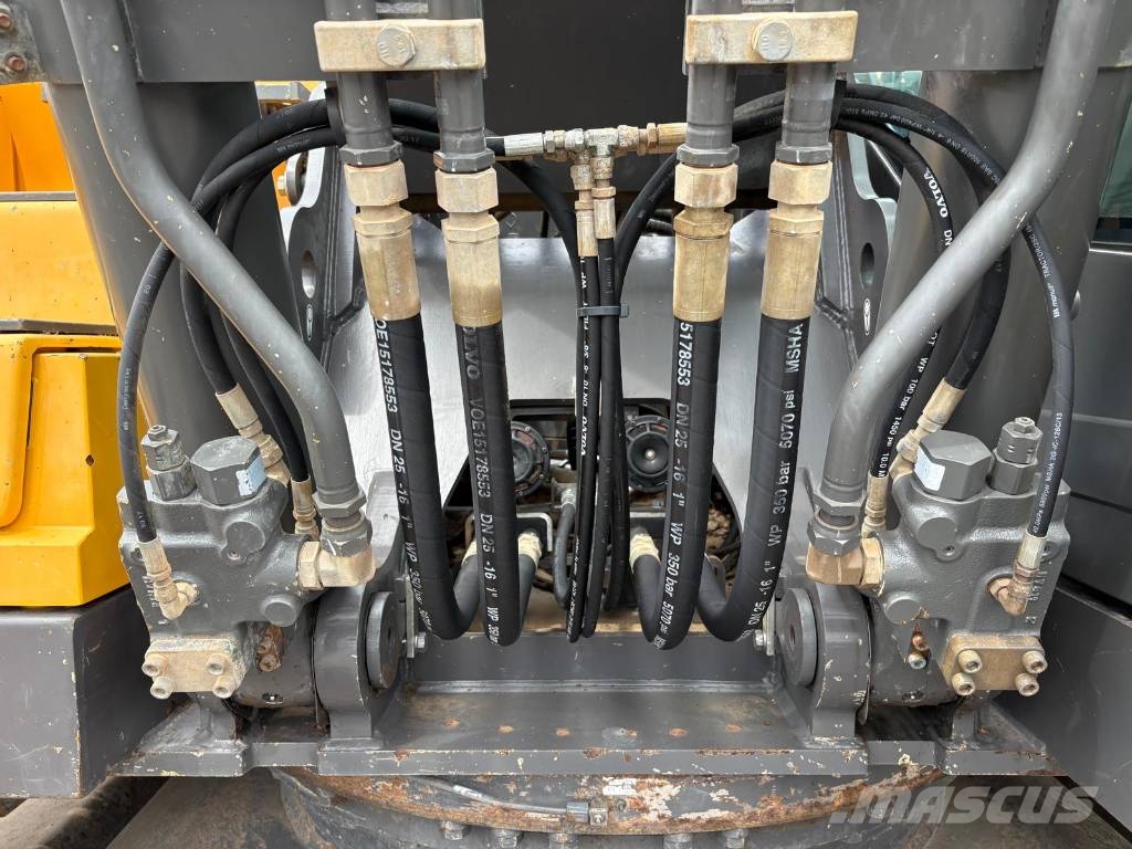 Volvo EC 300 EL (500 hours service done) Excavadoras de cadenas