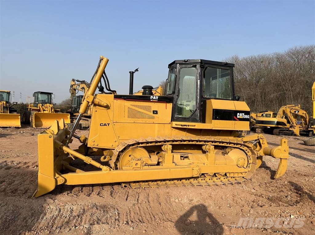 CAT D 6 G Kāpurķēžu buldozeri