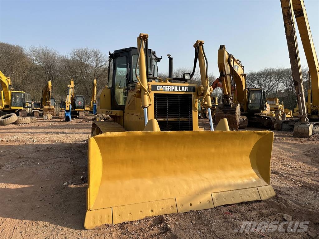 CAT D 6 G Kāpurķēžu buldozeri