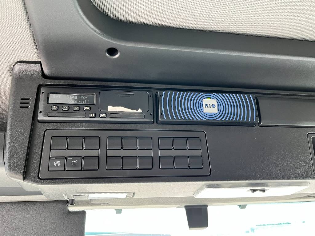 MAN TGL 12.250 4X2 BL Nostovarsi-vaihtolavakuorma-autot