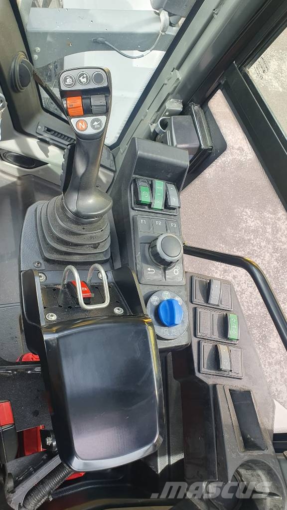 Kramer 8155 لوادر بعجل