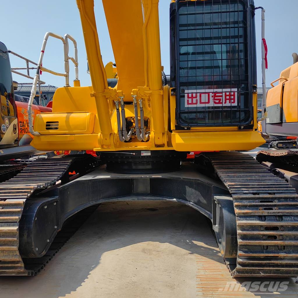 Komatsu PC 360 LC حفارات زحافة