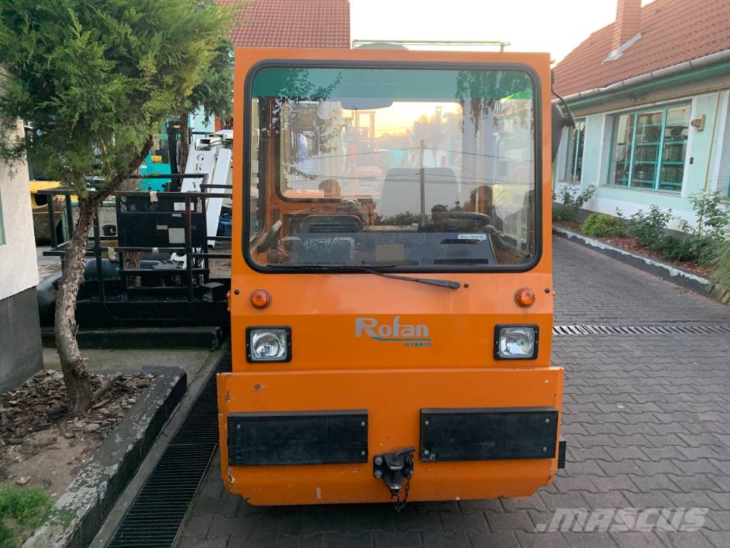 Rofan ZH4  V-3461  EO شاحنة قاطرة