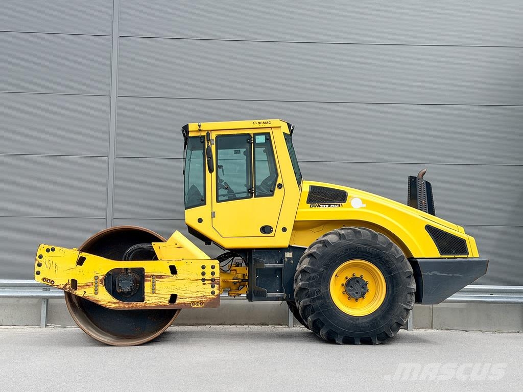 Bomag BW 213 DH-4i Vienvalča grunts veltņi