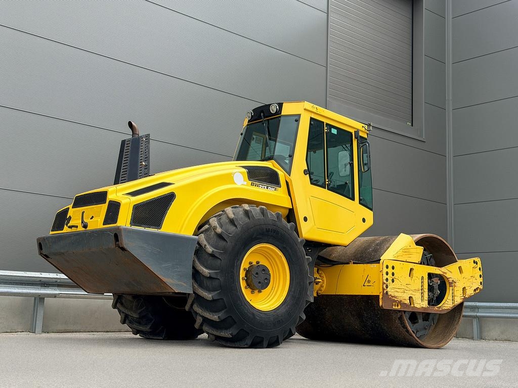 Bomag BW 213 DH-4i Vienvalča grunts veltņi