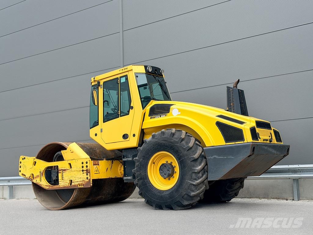 Bomag BW 213 DH-4i Vienvalča grunts veltņi