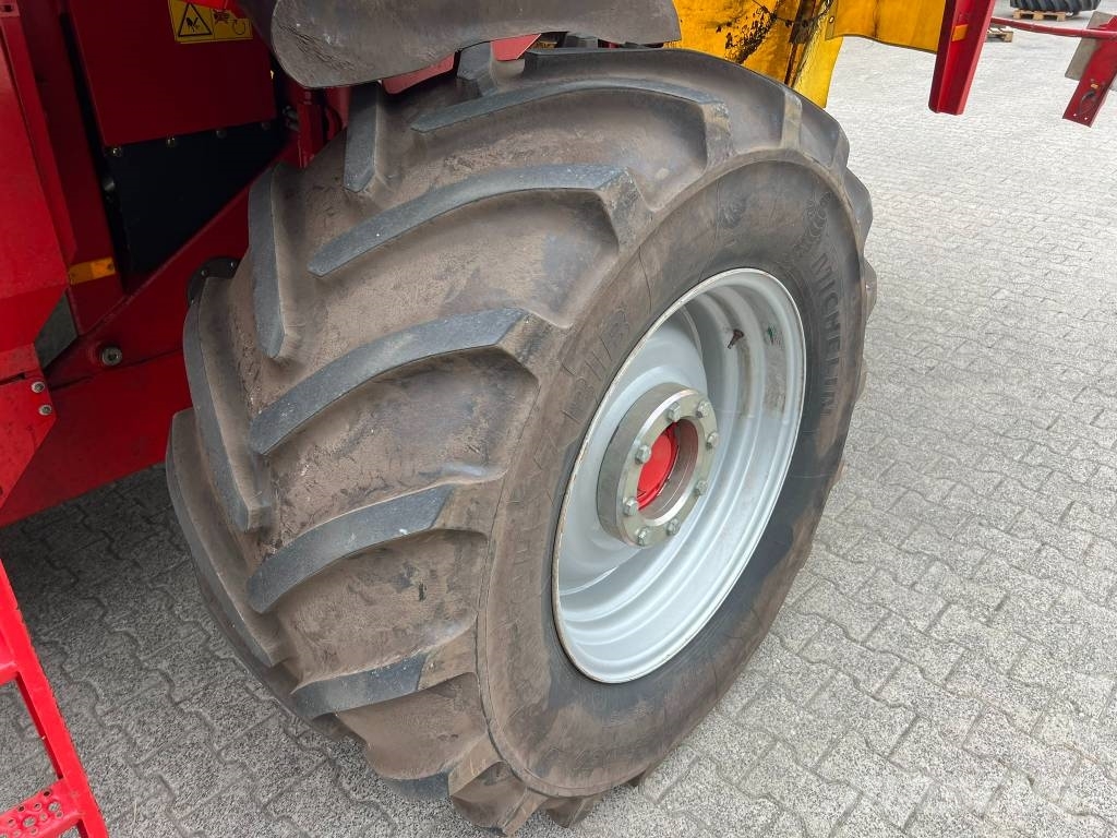 Grimme SE 150-60 Burgonya kombájnok és kiszedők