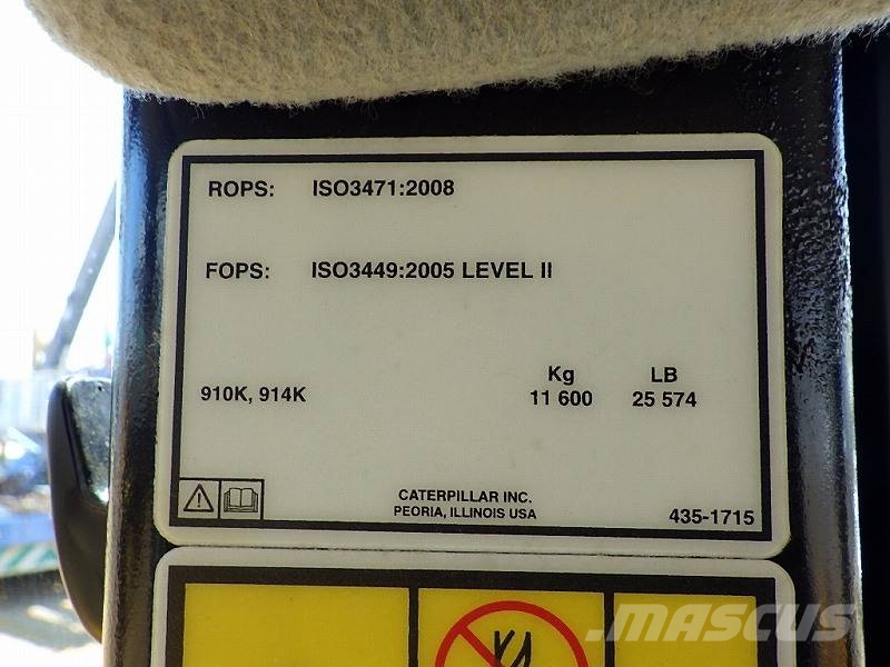 CAT 910K لوادر بعجل