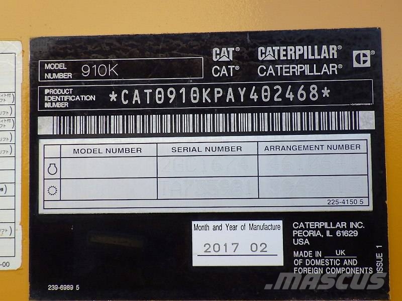 CAT 910K لوادر بعجل