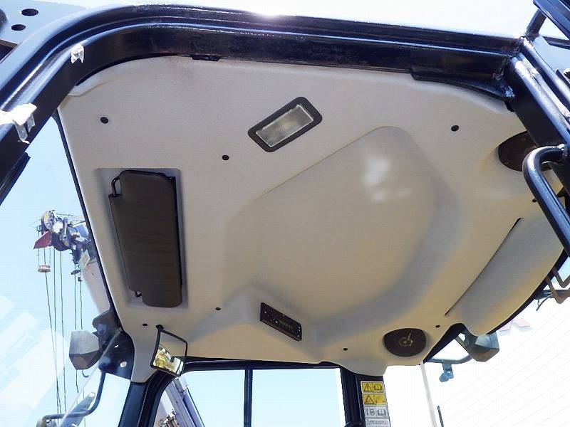 CAT 910K لوادر بعجل