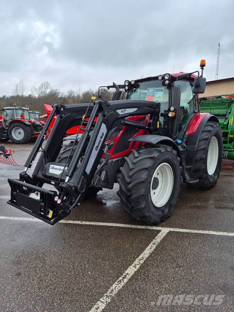 Valtra N 174 A VERSU Traktory