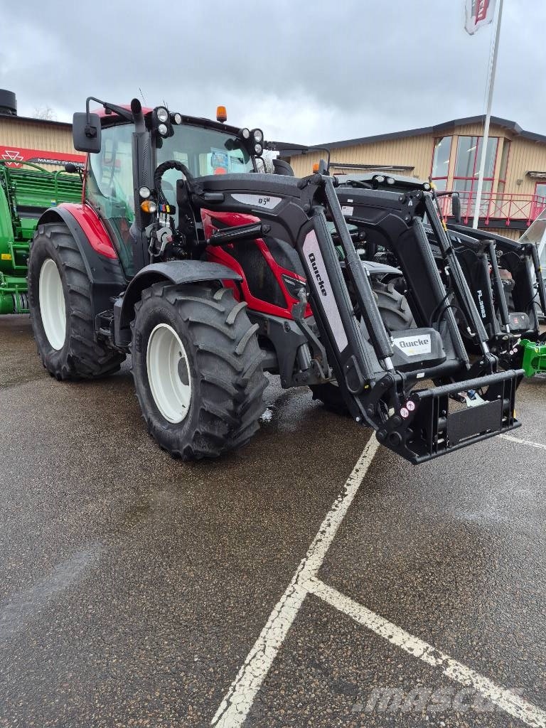 Valtra N 174 A VERSU Traktory