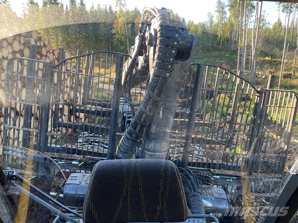 Ponsse Buffalo 8W K111M scale hydr. VLA 5F Buffalo Forvarderi