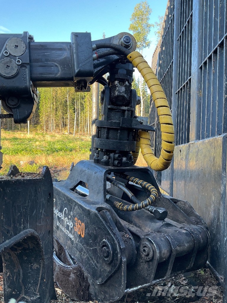 Ponsse Buffalo 8W K111M scale hydr. VLA 5F Buffalo Forvarderi