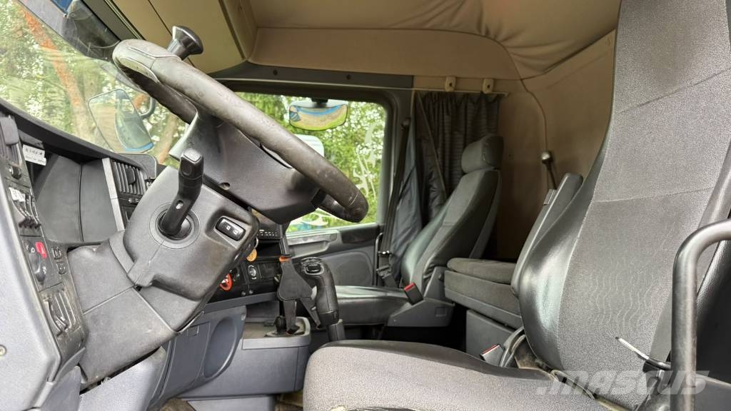 Scania R 500 EURO5 8x4 Kombinētās vakumsūkņa mašīnas
