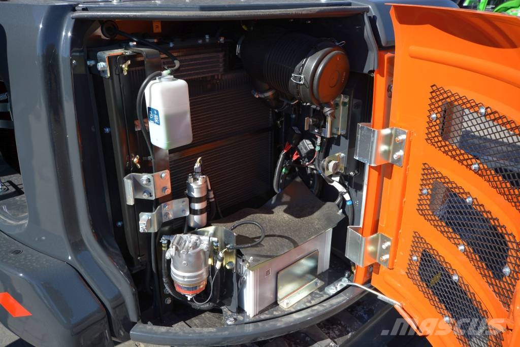 Hitachi ZX 65 USB-6 小型挖土機/掘鑿機<7t(小型挖掘機)