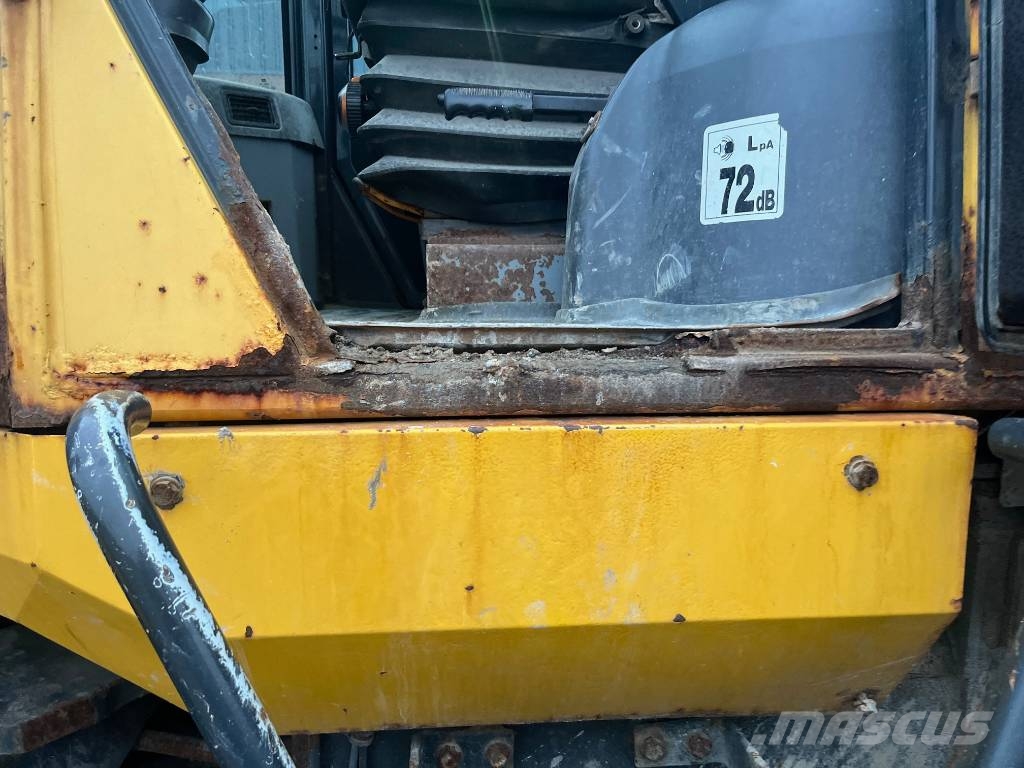Komatsu WA 250 PZ-5 Utovarivači na kotačima