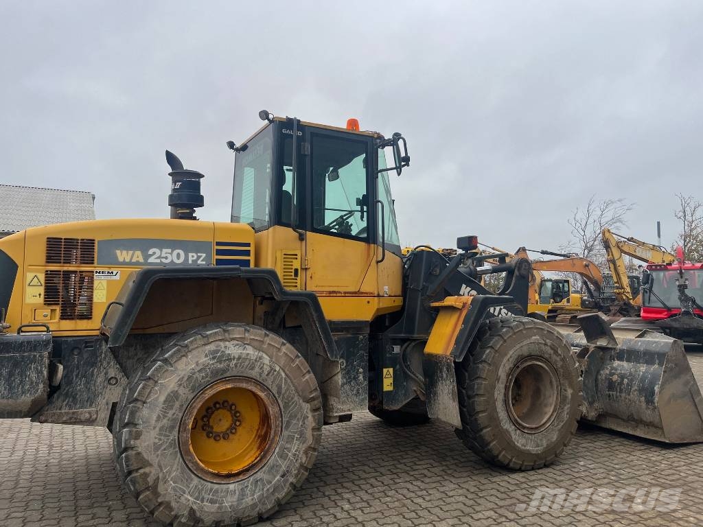 Komatsu WA 250 PZ-5 Utovarivači na kotačima