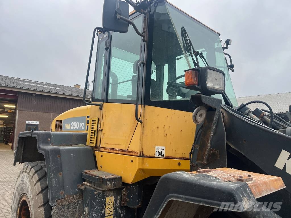 Komatsu WA 250 PZ-5 Utovarivači na kotačima