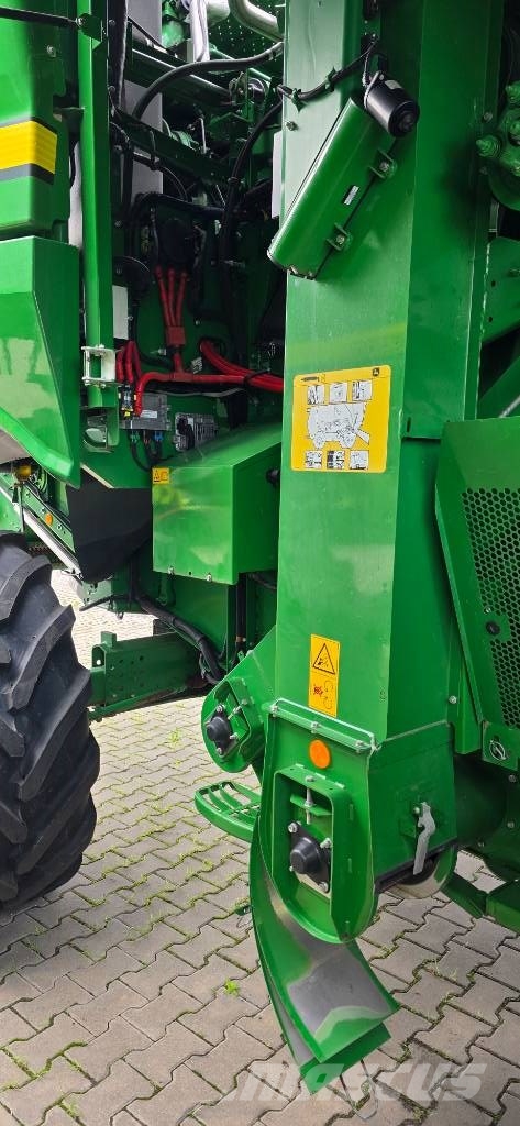 John Deere S7 700 Зерноуборочные комбайны
