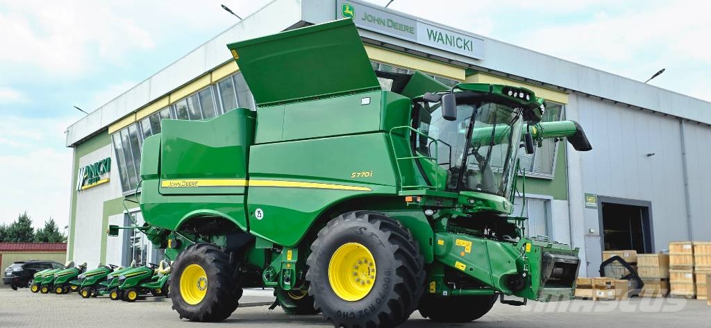 John Deere S7 700 Зерноуборочные комбайны