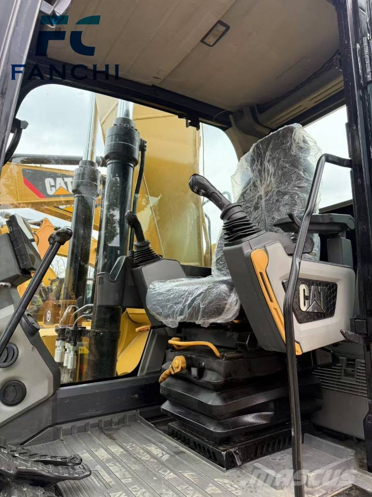CAT 320 Escavadeiras de esteiras
