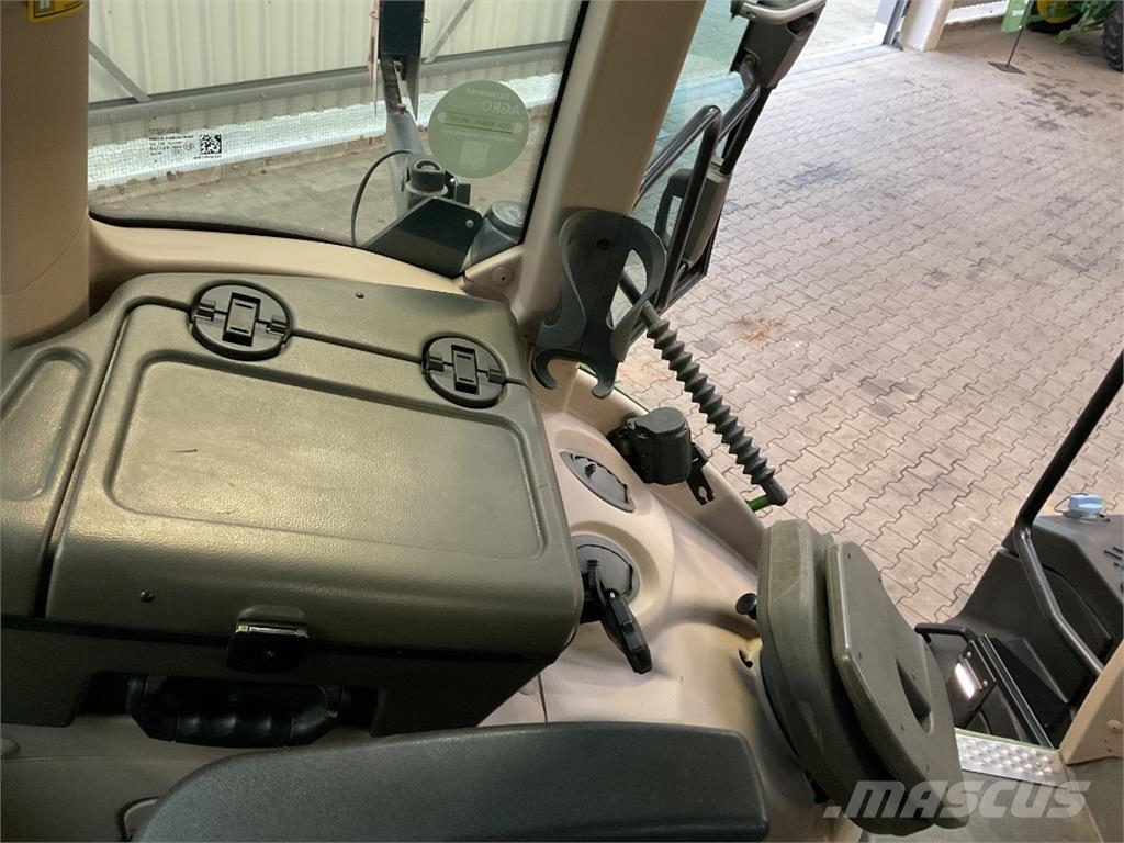 Fendt 826 Vario PowerPlus الجرارات