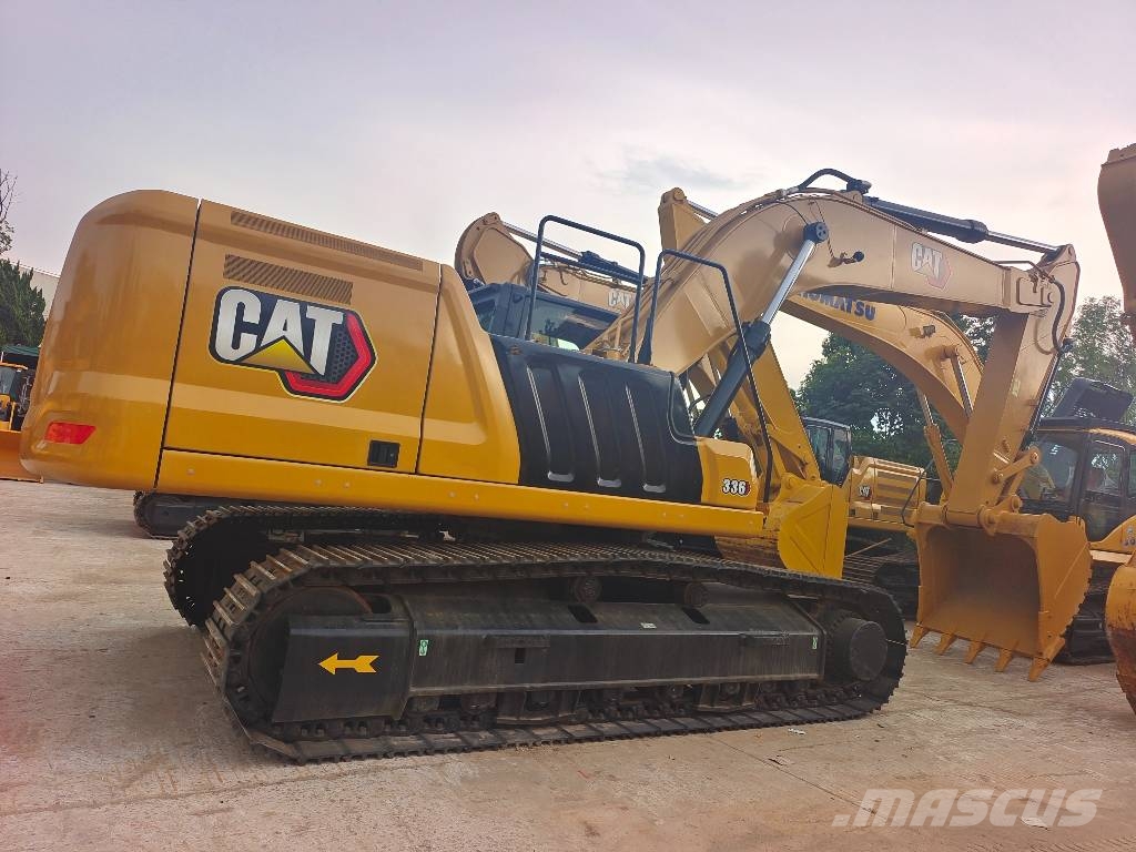 CAT 336 3000 units excavators in stock Lánctalpas kotrók