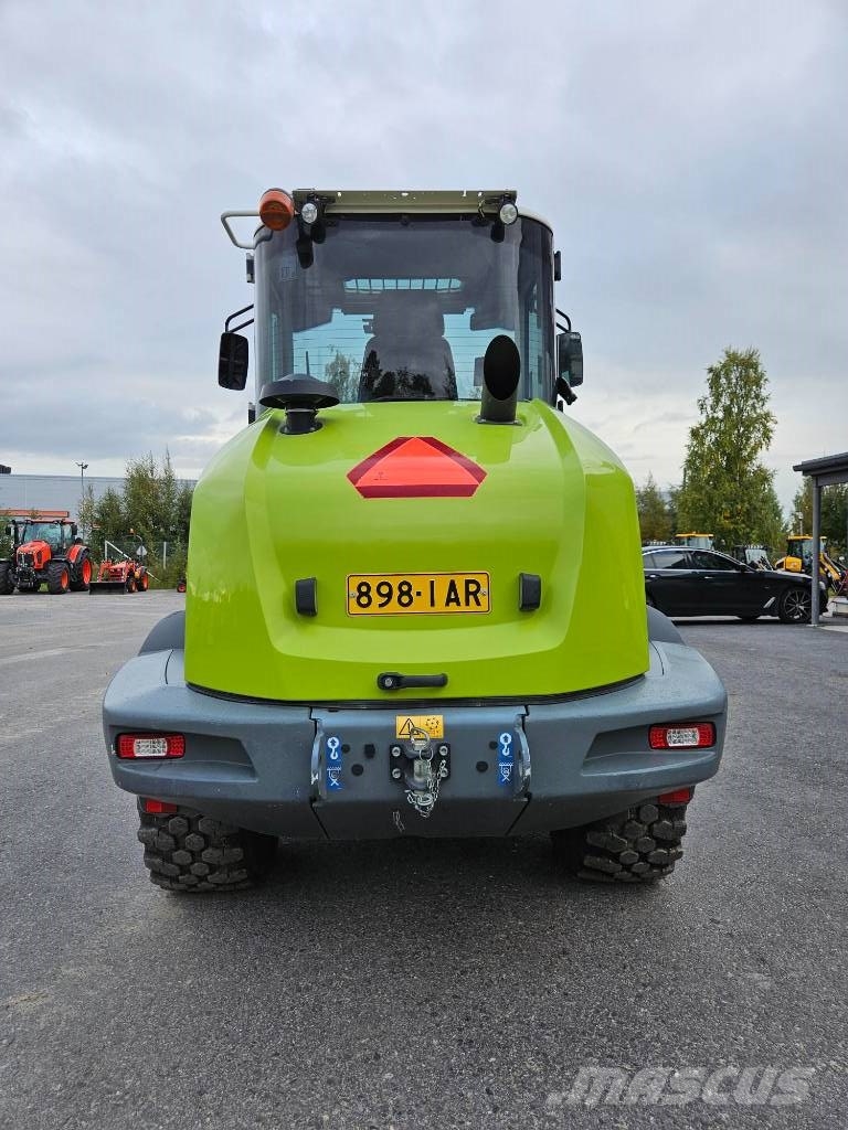 CLAAS 738 Torion Pás carregadoras de rodas