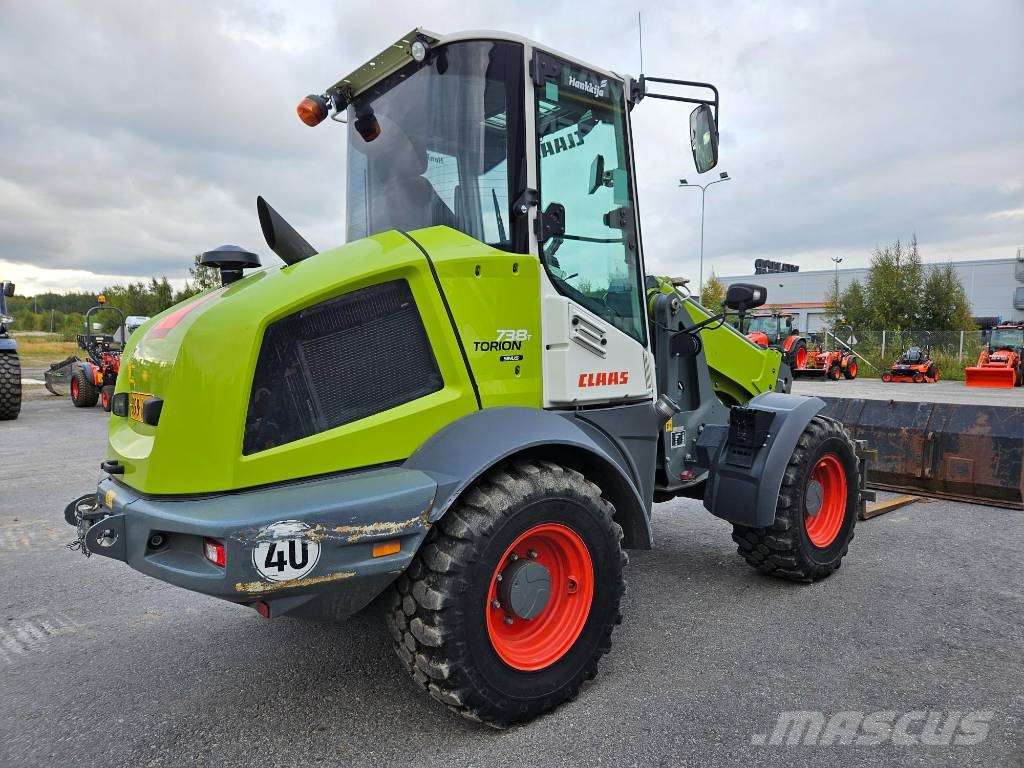 CLAAS 738 Torion Pás carregadoras de rodas