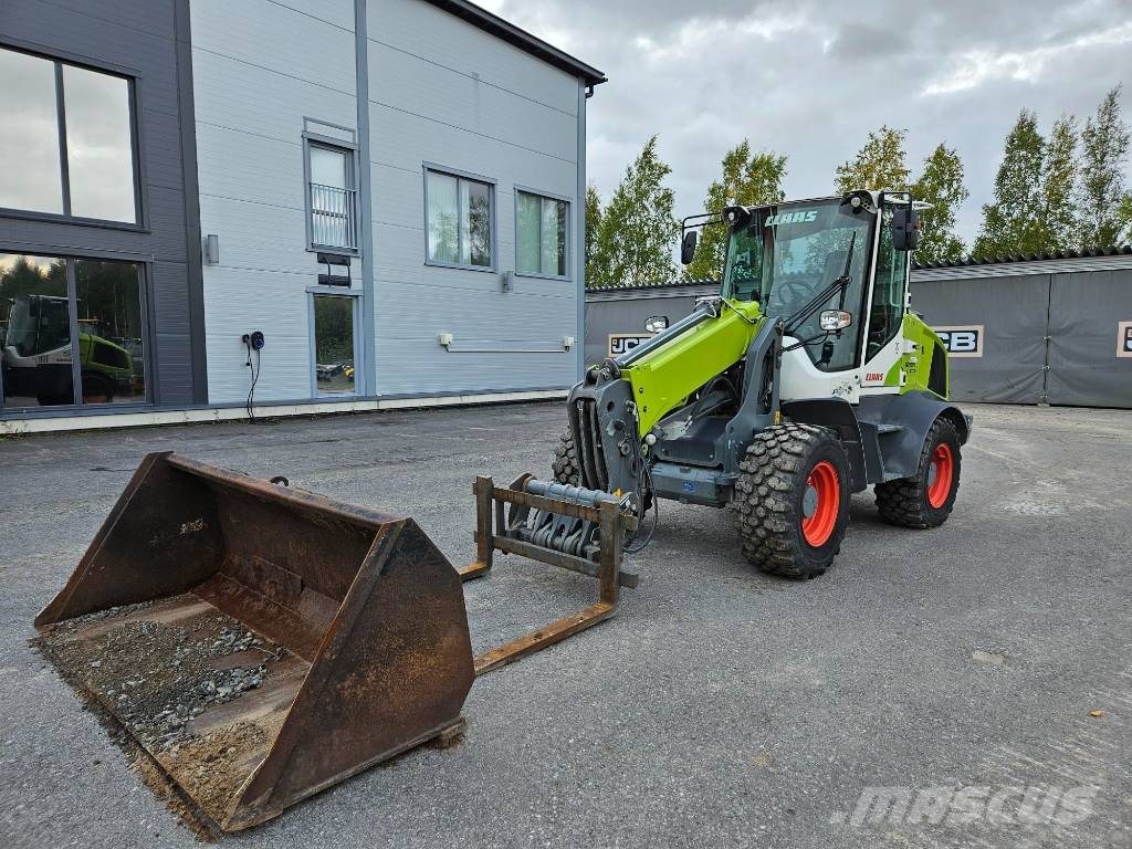 CLAAS 738 Torion Pás carregadoras de rodas