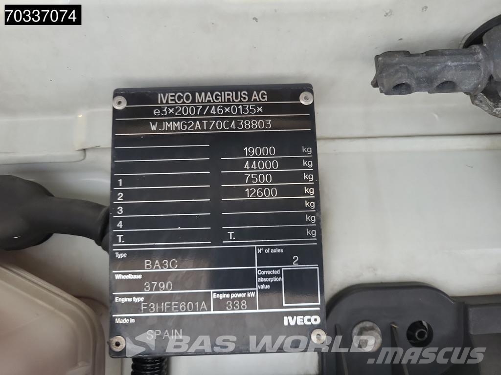 Iveco S-Way 460 4X2 LNG! Mega Retarder 2x Tanks Тягачі